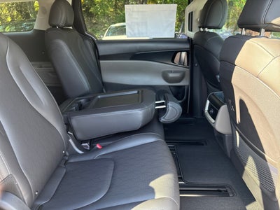 2027 Kia Carnival LXS