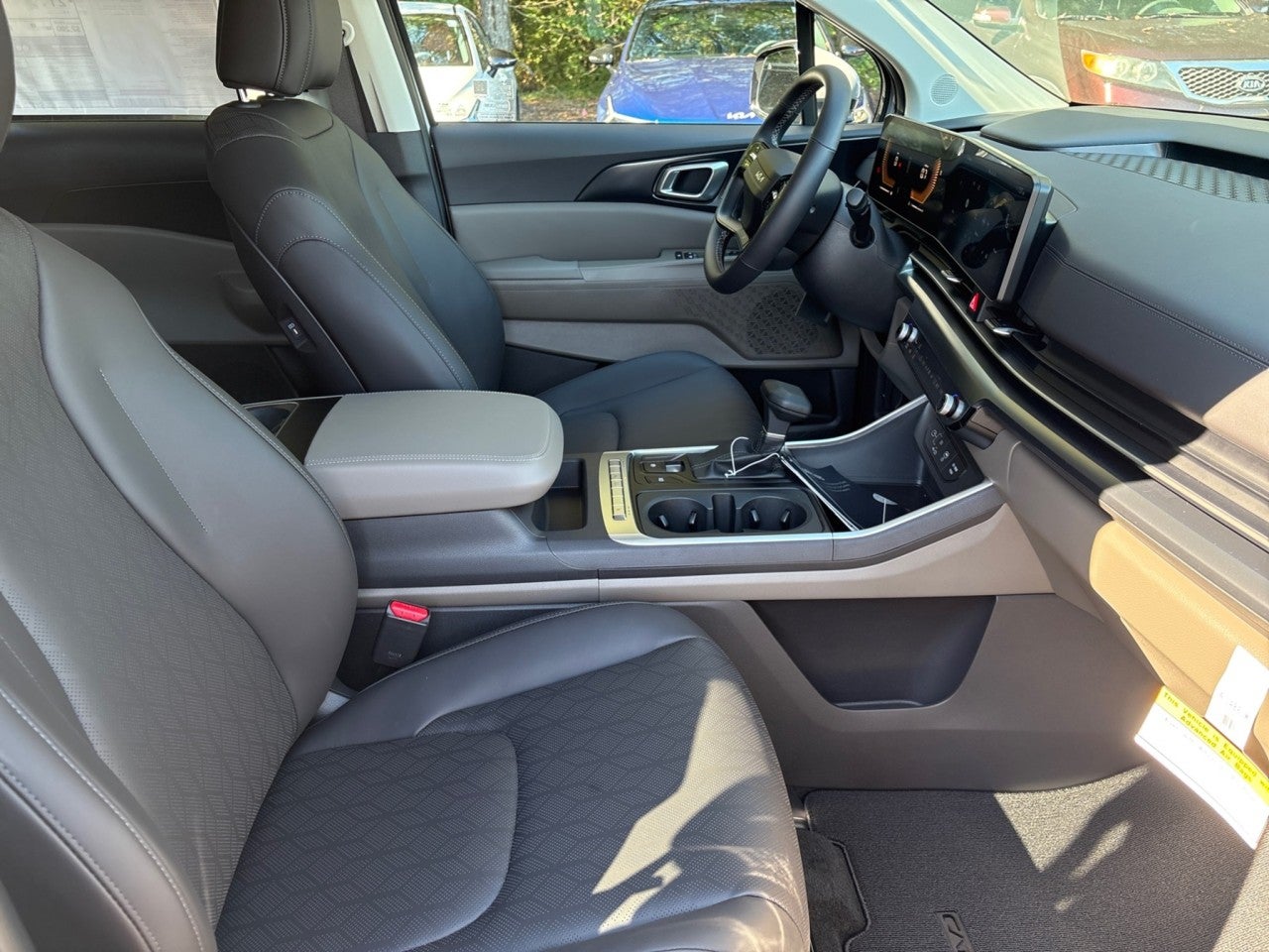 2027 Kia Carnival LXS