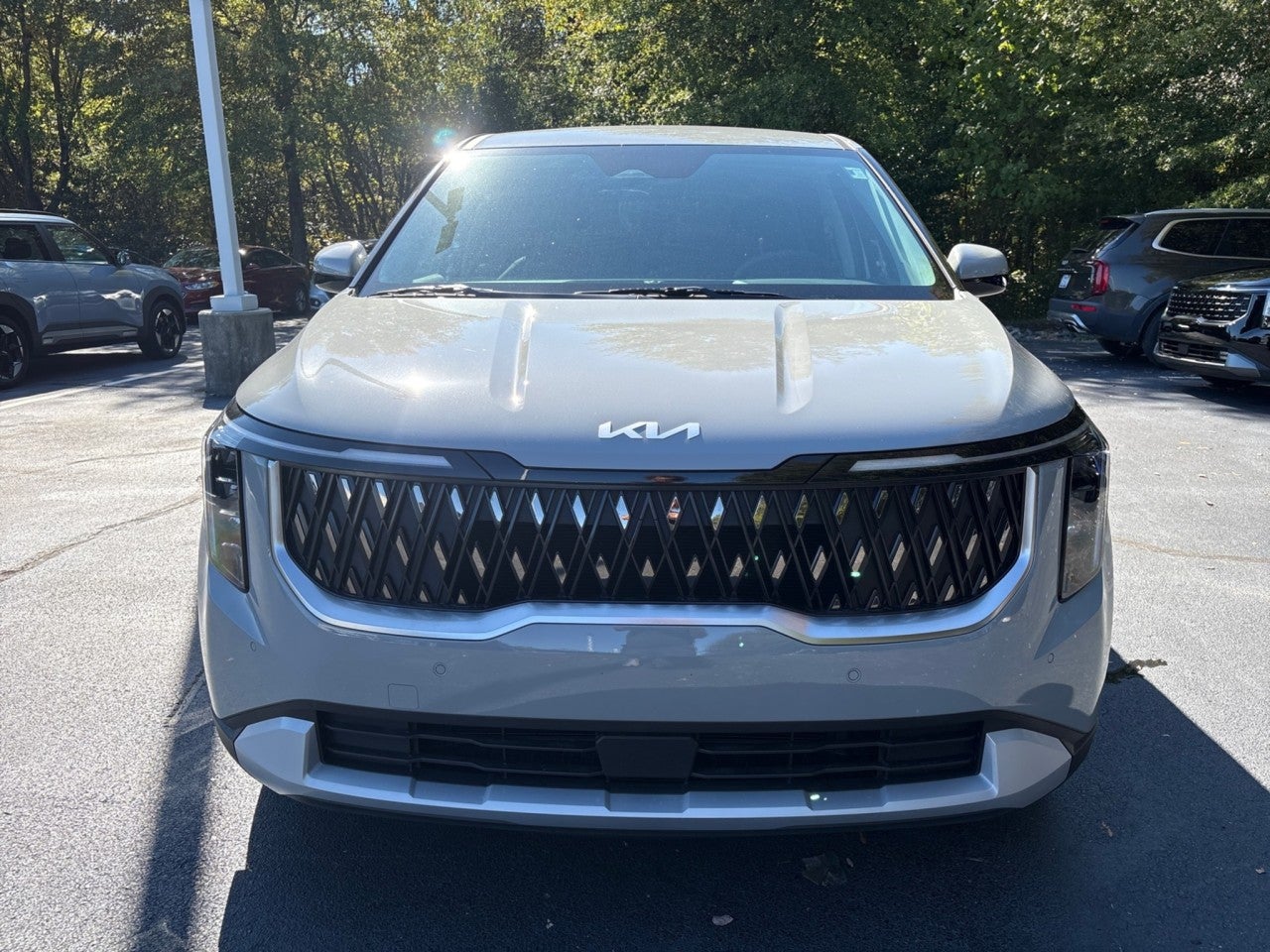2027 Kia Carnival LXS