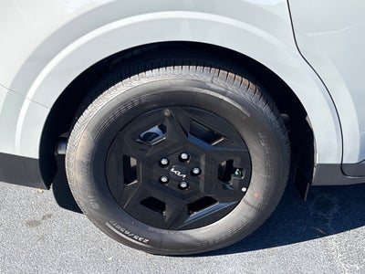 2027 Kia Carnival LXS
