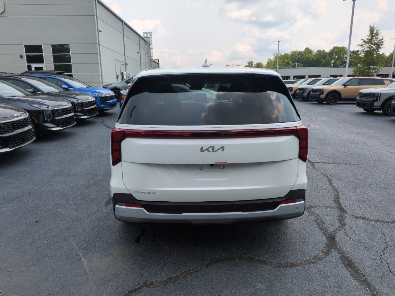 2026 Kia Carnival LX