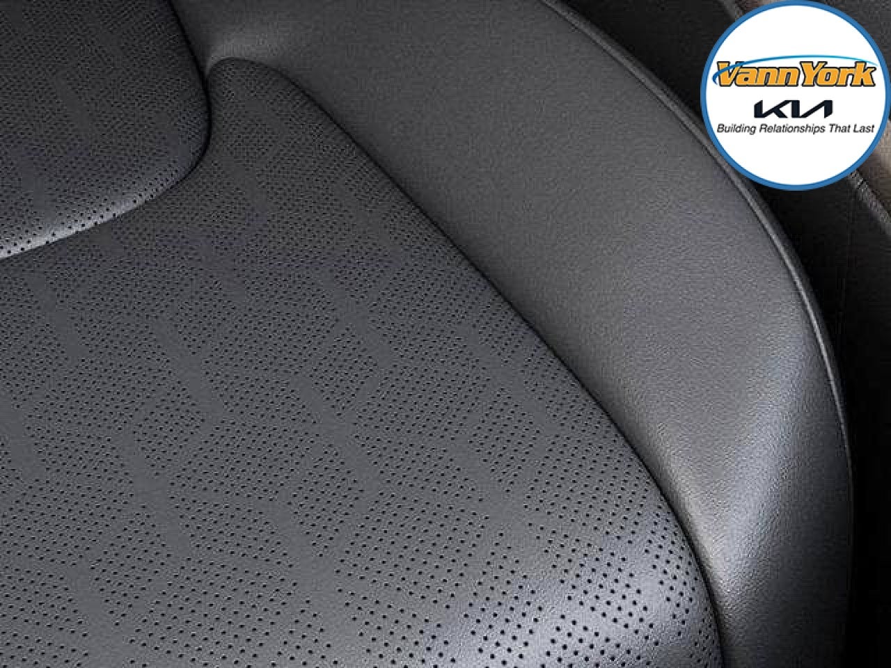 2026 Kia Carnival Hybrid LXS