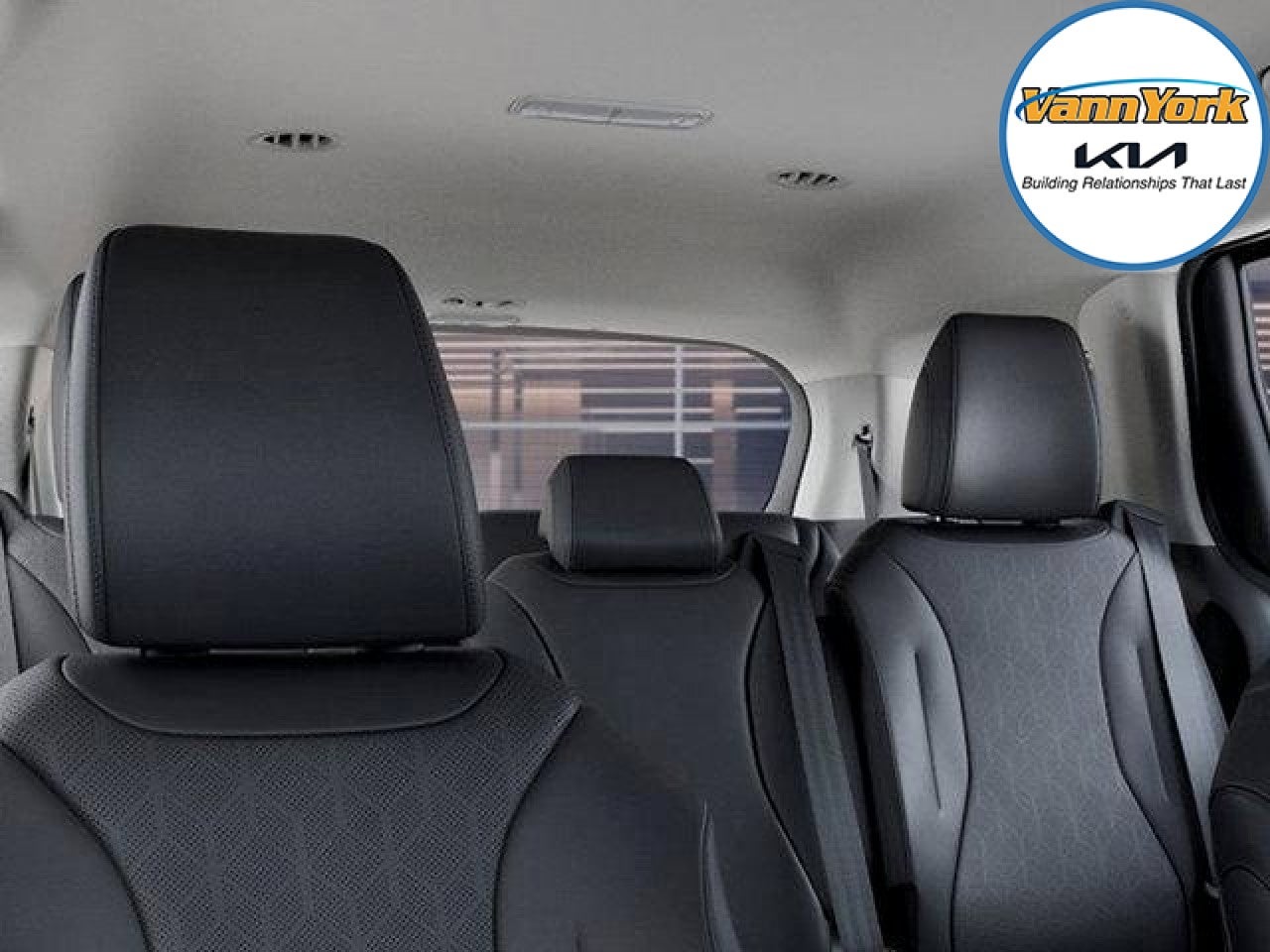 2026 Kia Carnival Hybrid LXS