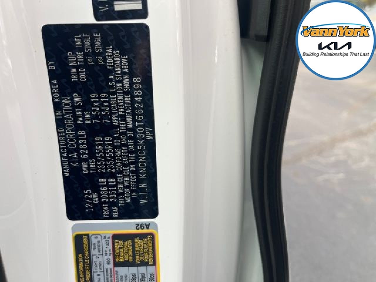 2026 Kia Carnival EX