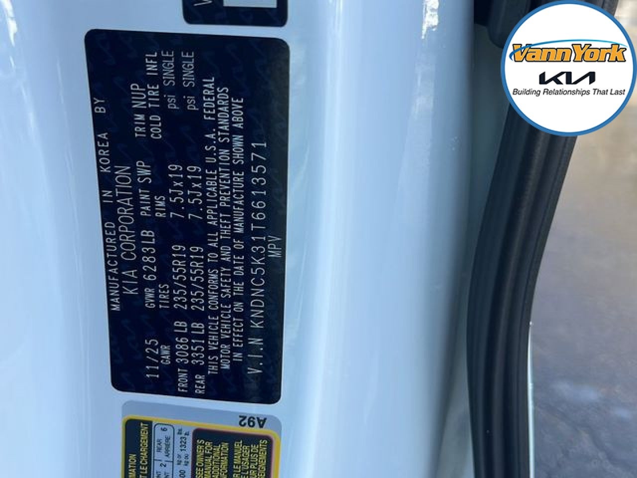 2026 Kia Carnival EX