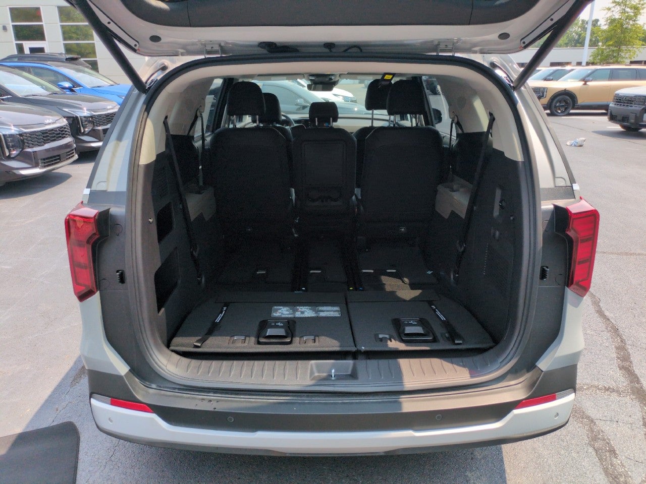 2026 Kia Carnival EX