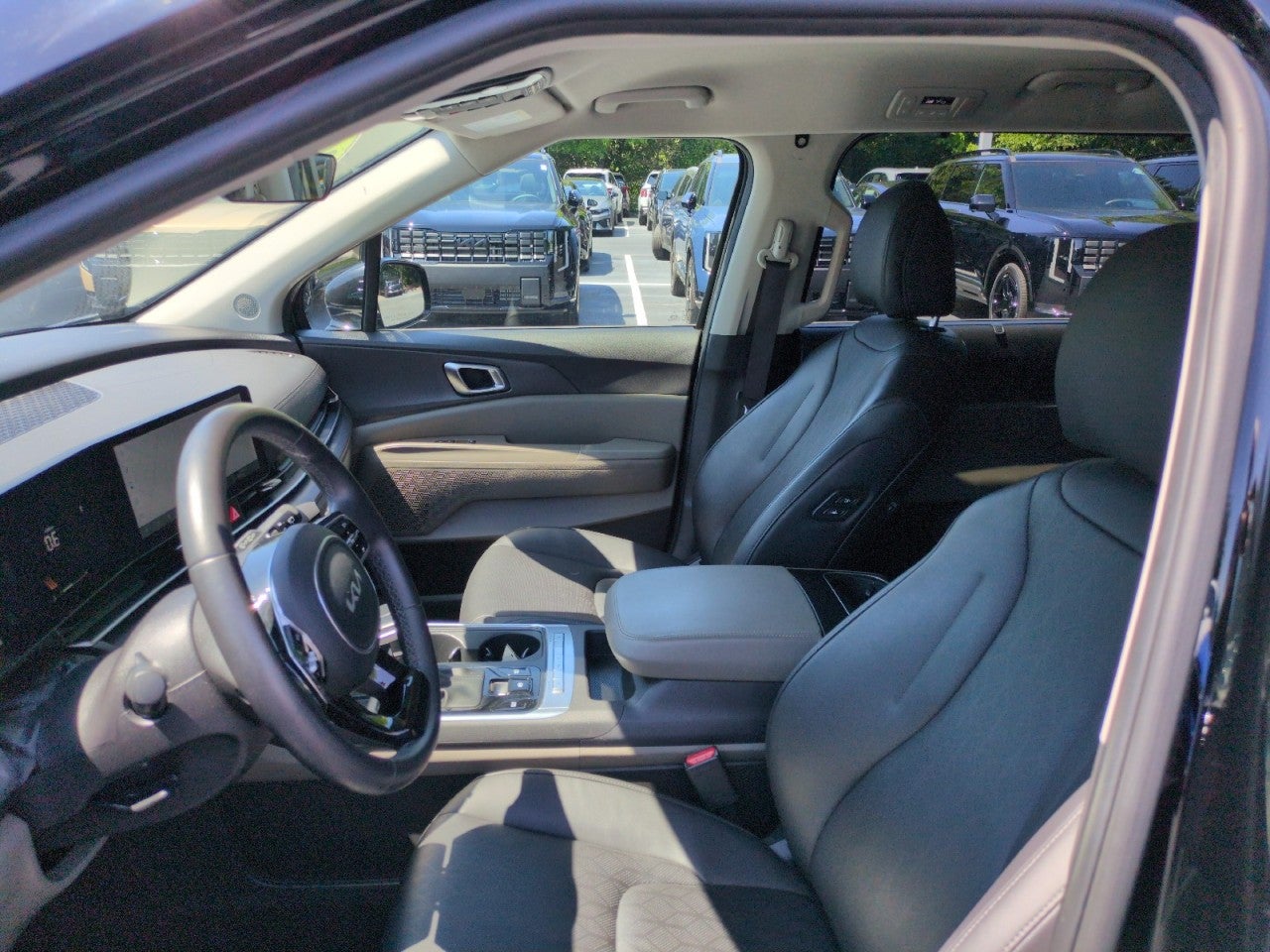 2025 Kia Carnival EX