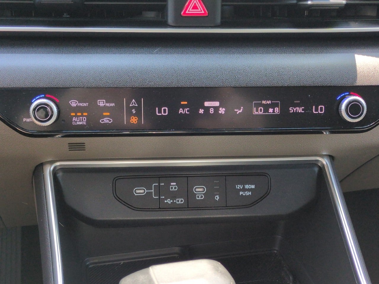 2025 Kia Carnival EX