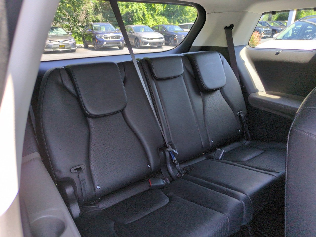 2025 Kia Carnival EX