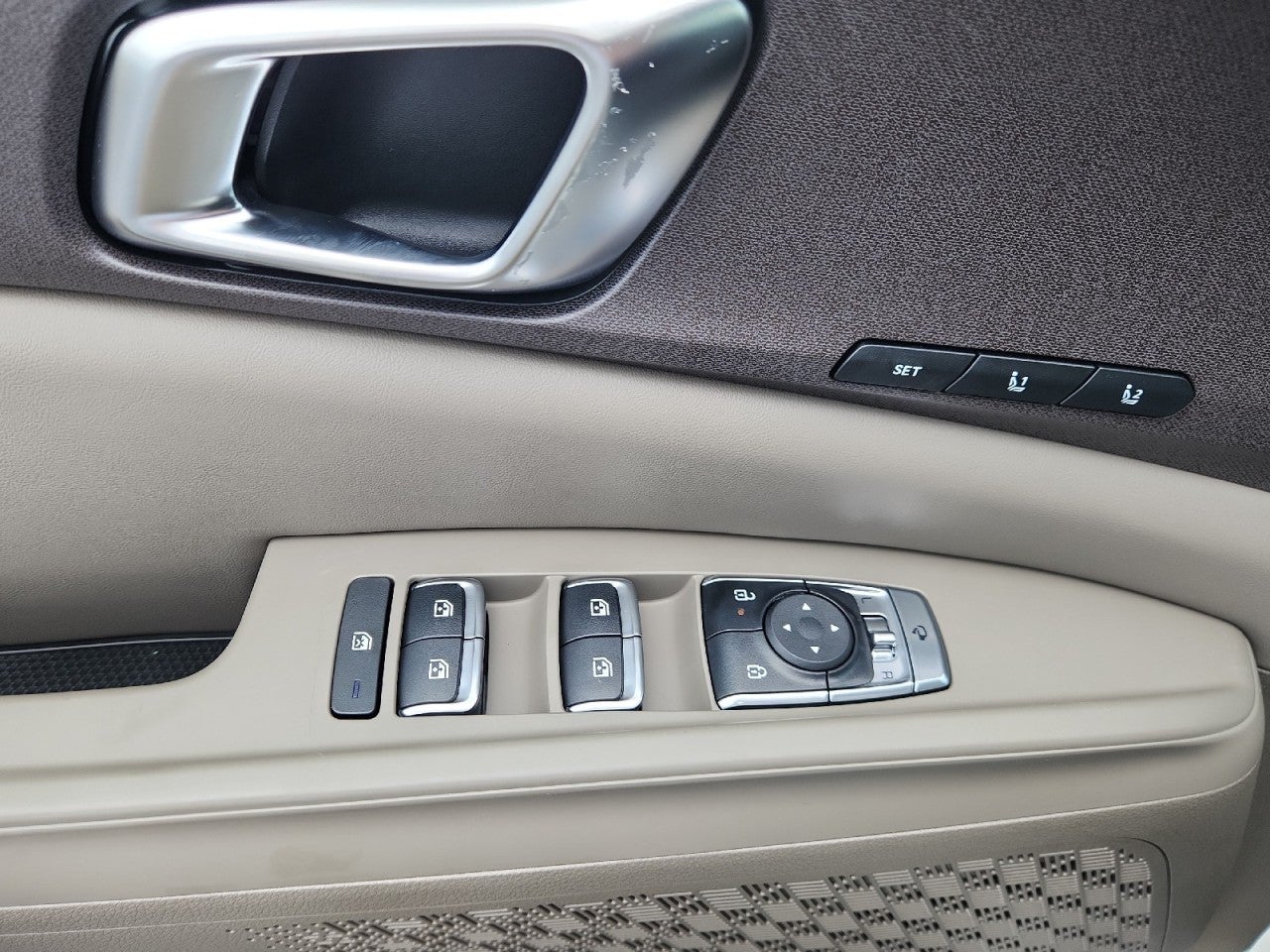2027 Kia Carnival EX