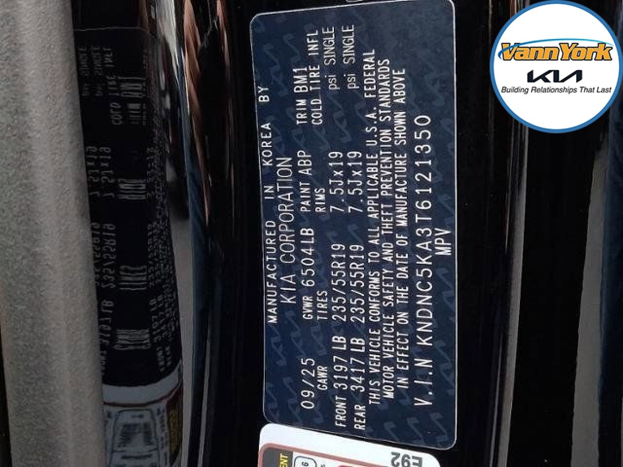 2026 Kia Carnival Hybrid EX