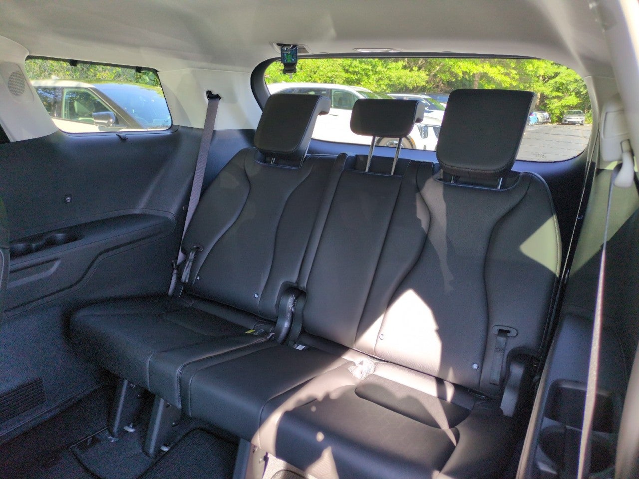 2027 Kia Carnival Hybrid EX