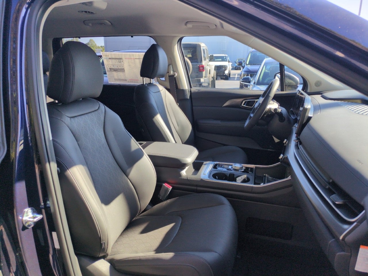 2027 Kia Carnival Hybrid EX