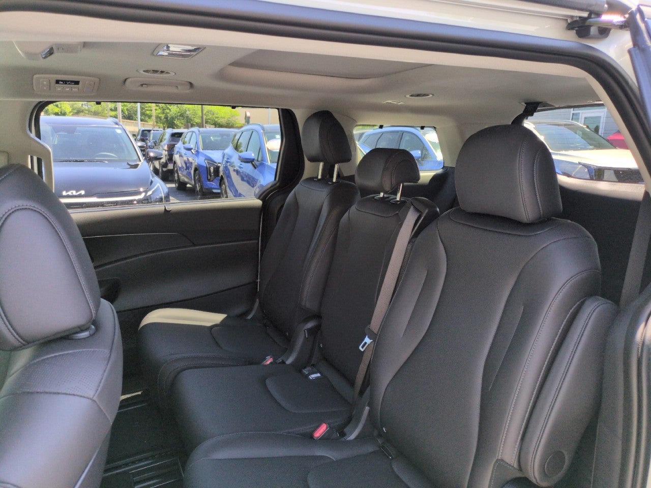 2026 Kia Carnival SX