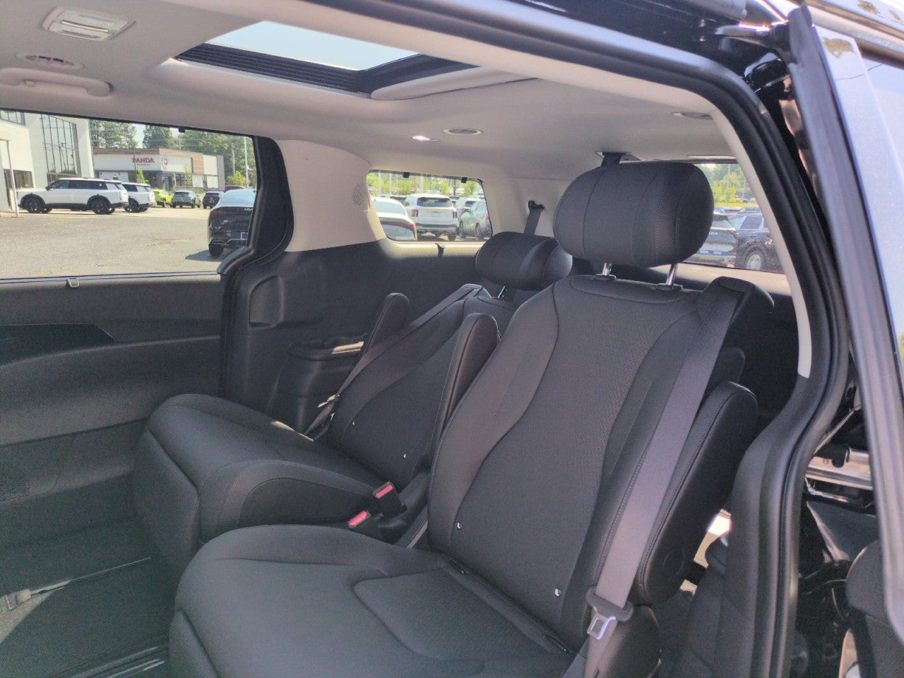 2026 Kia Carnival SX