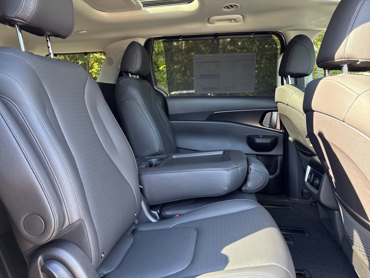 2027 Kia Carnival SX Prestige
