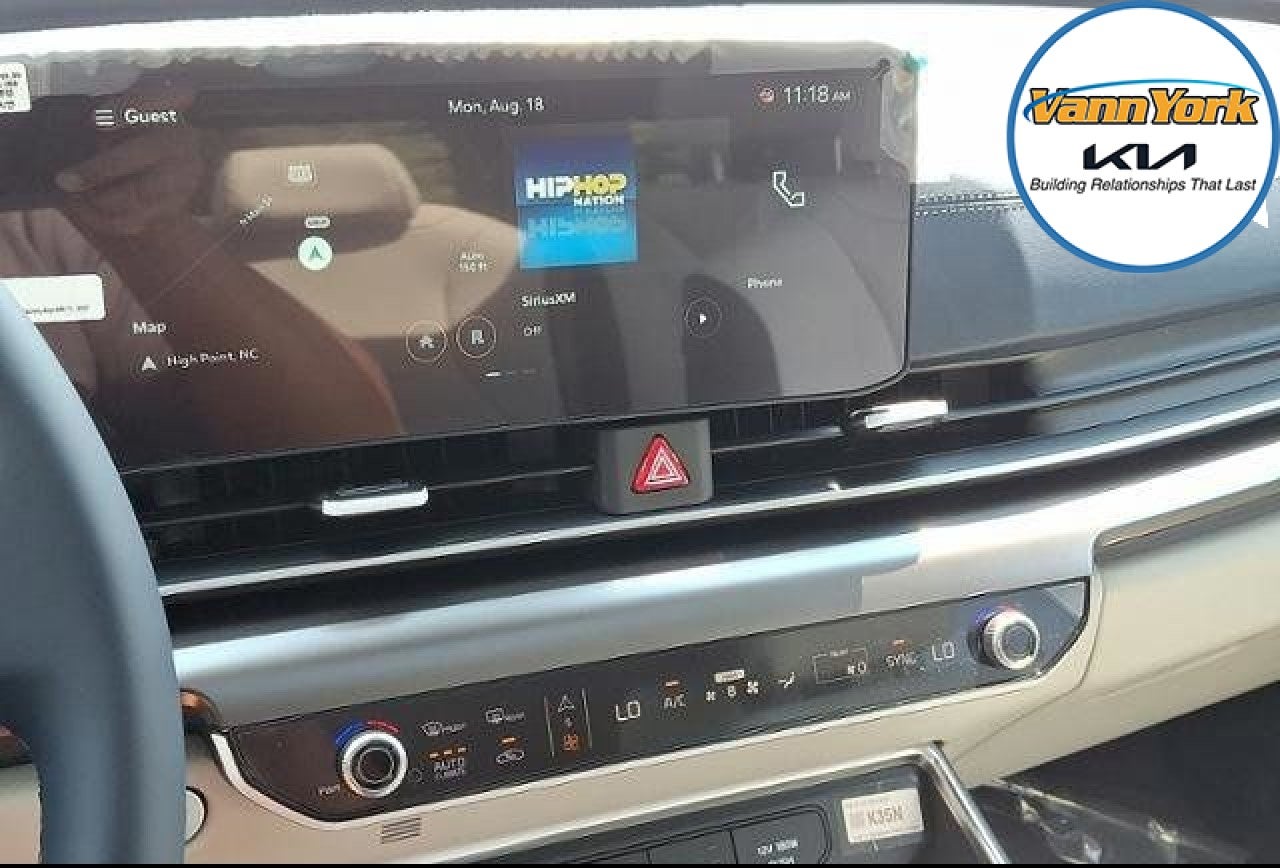 2026 Kia Carnival SX