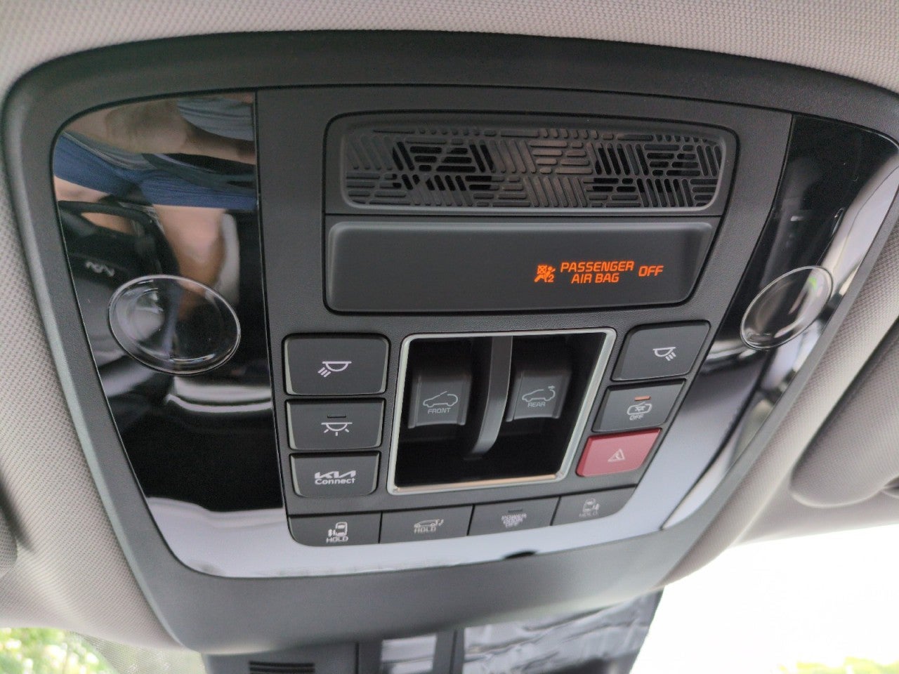 2027 Kia Carnival SX