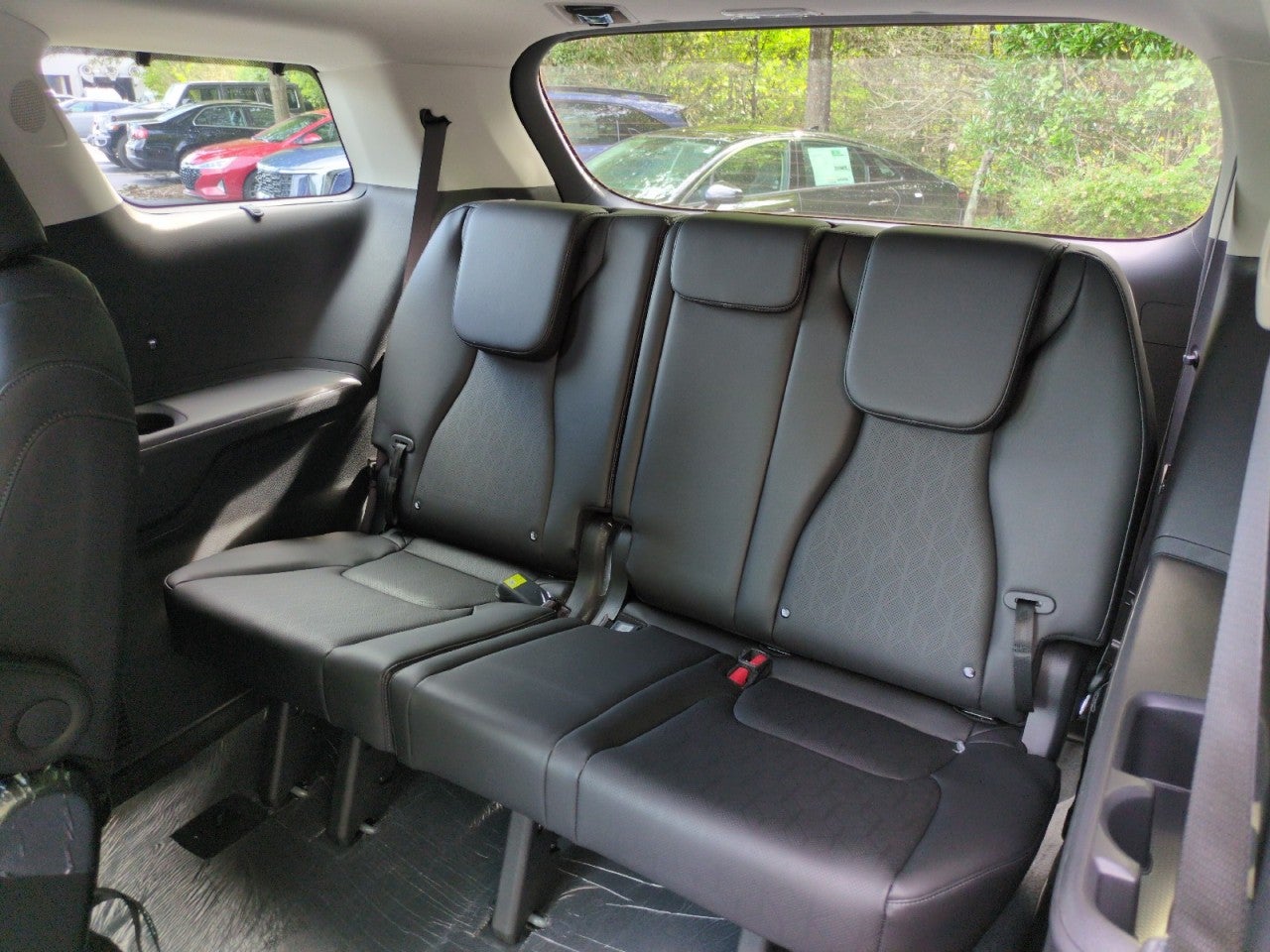 2027 Kia Carnival SX