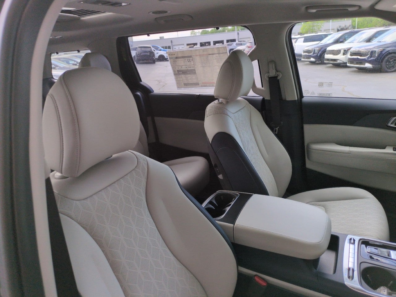 2026 Kia Carnival Hybrid SX
