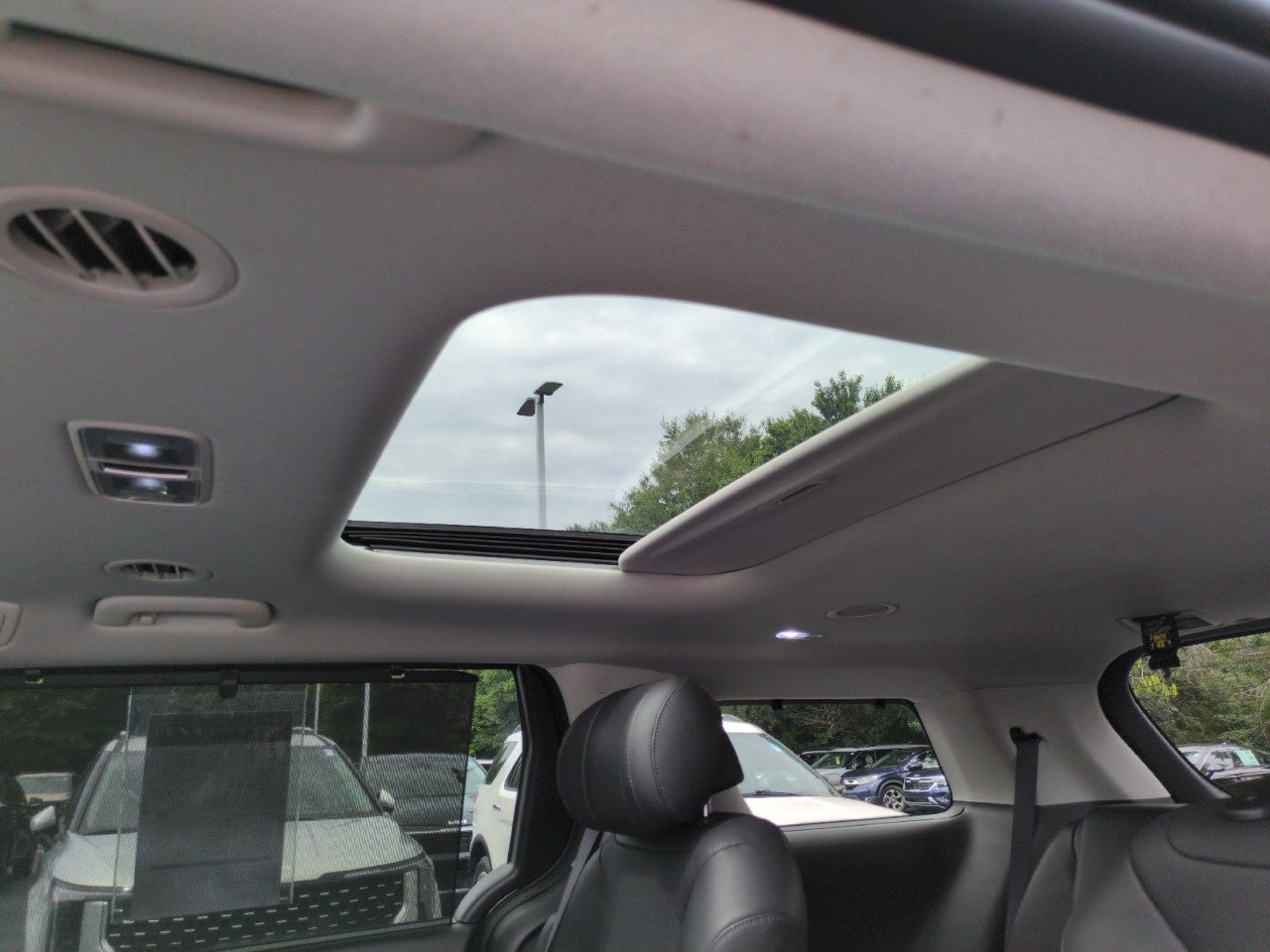 2025 Kia Carnival Hybrid SX Prestige