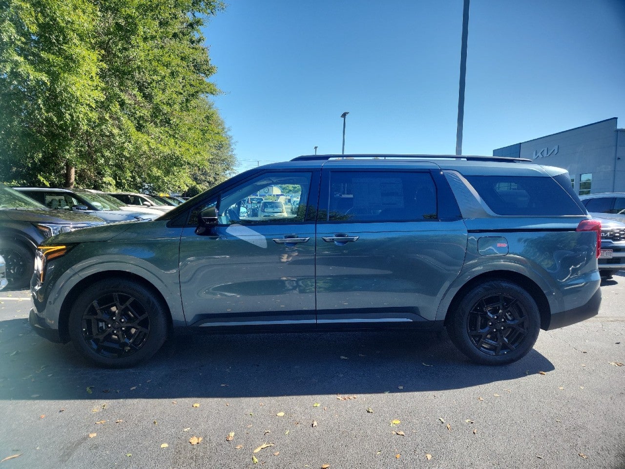 2027 Kia Carnival Hybrid SX