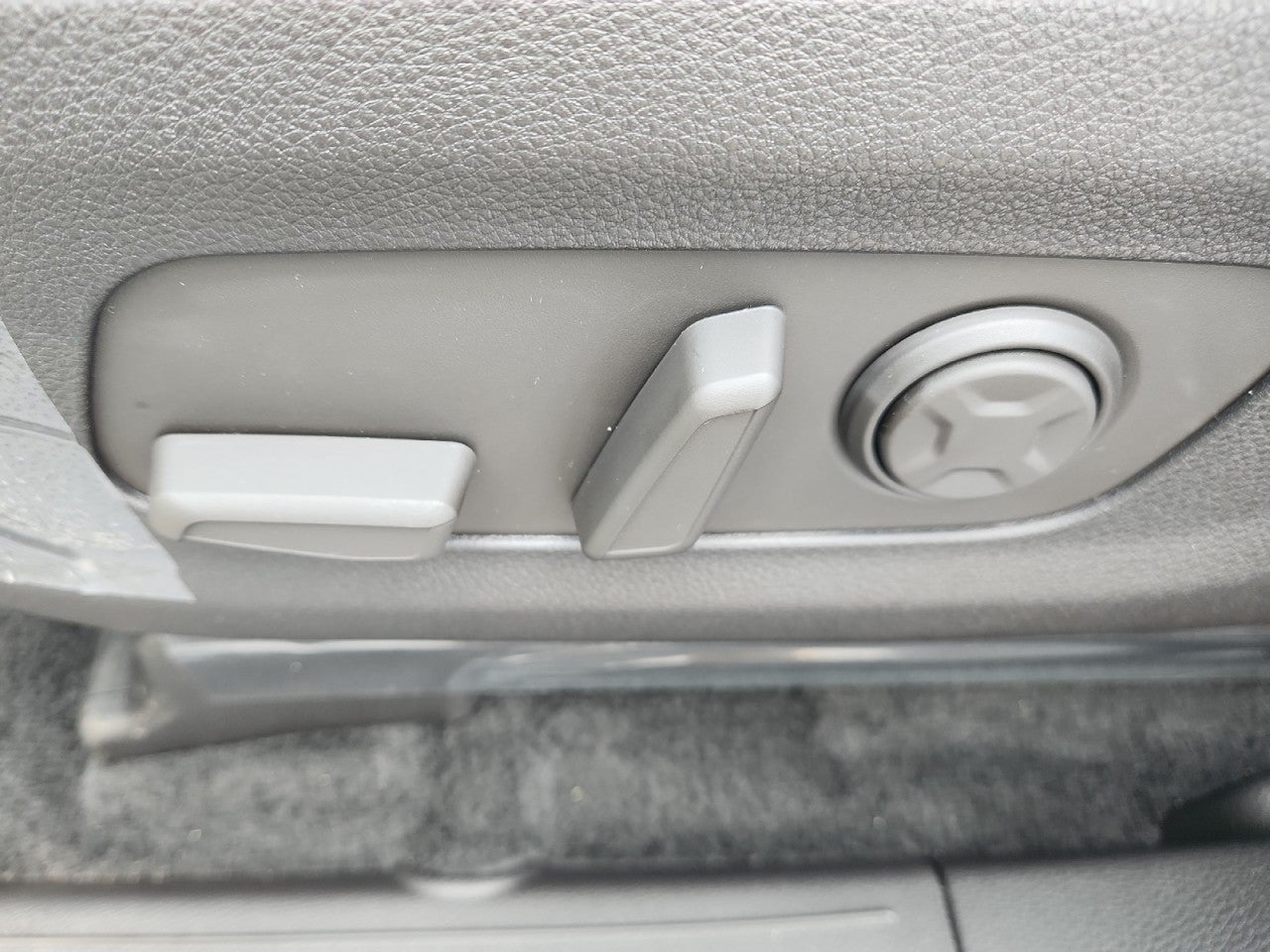 2027 Kia Carnival Hybrid SX
