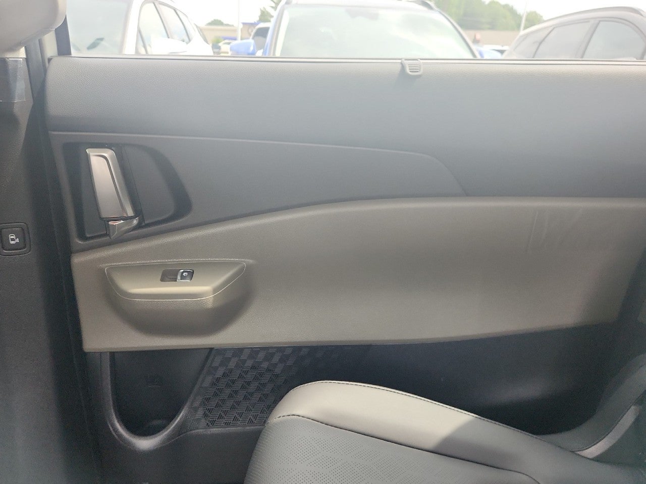 2027 Kia Carnival Hybrid SX