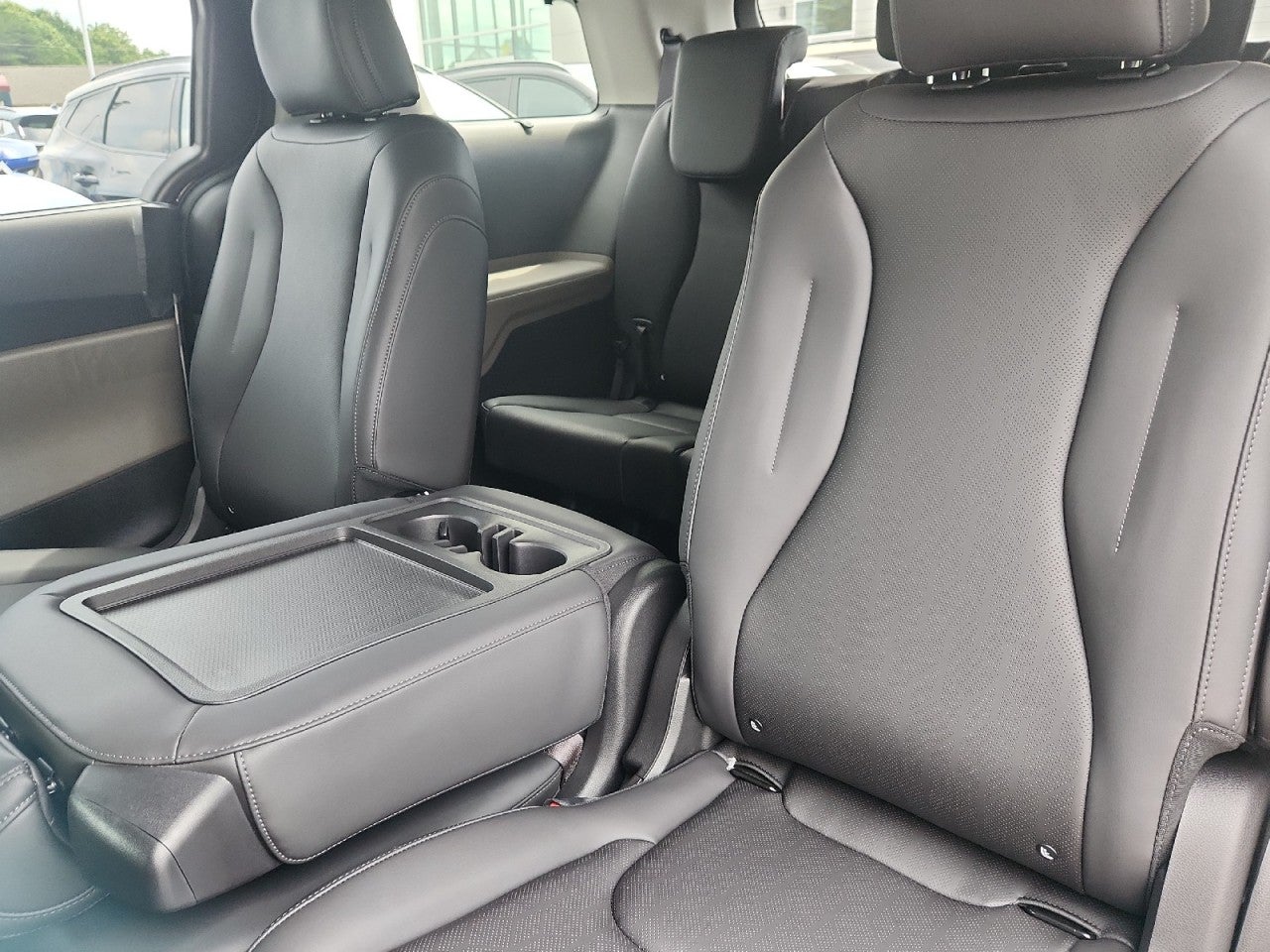 2027 Kia Carnival Hybrid SX