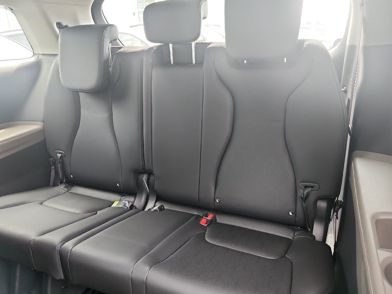 2027 Kia Carnival Hybrid SX