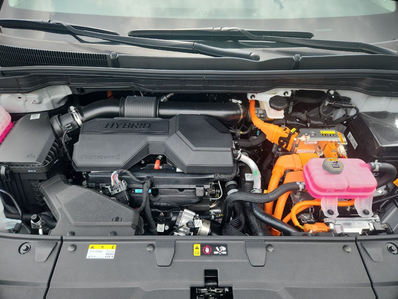 2027 Kia Carnival Hybrid SX