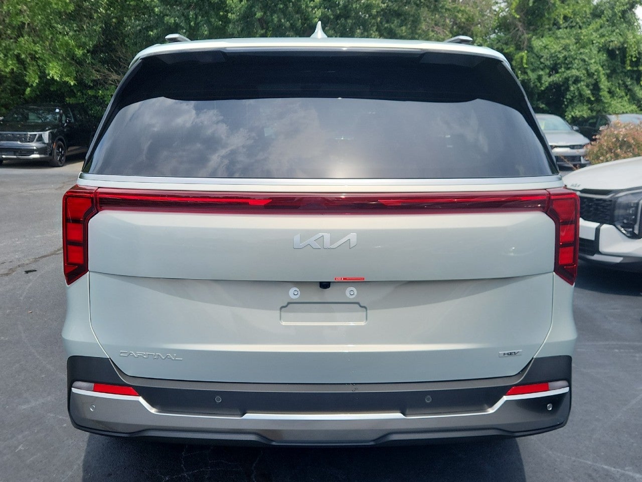 2027 Kia Carnival Hybrid SX