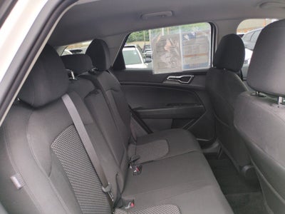 2024 Kia Sportage Hybrid LX