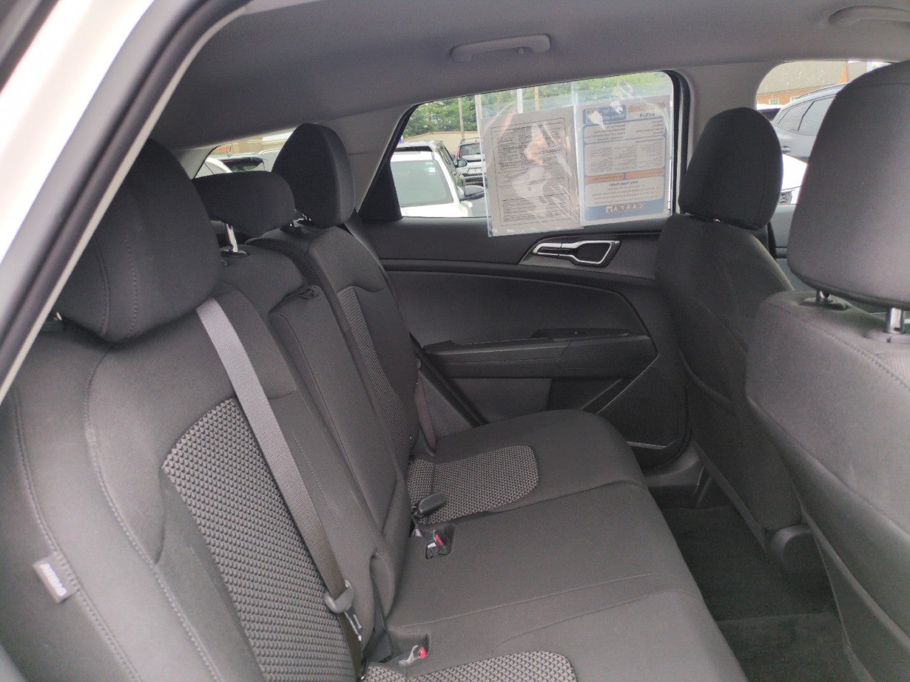 2024 Kia Sportage Hybrid LX
