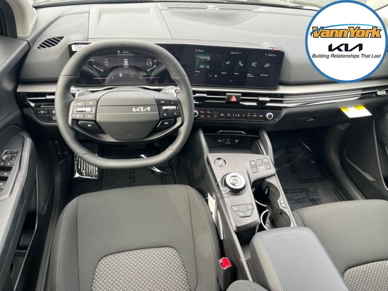 2026 Kia Sportage Hybrid S