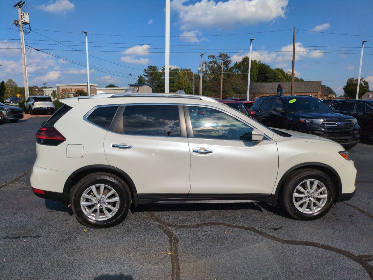 2018 Nissan Rogue SV