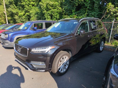 2018 Volvo XC90 Momentum